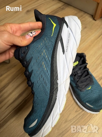 Оригинални маратонки Hoka One One® ! 42,5 н, снимка 3 - Маратонки - 53761183