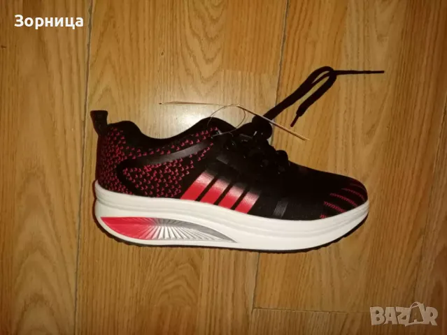 Дамски спортни обувки , снимка 1