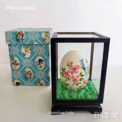 Ръчно рисувано кокошо яйце в стъклена витрина, снимка 7 - Други ценни предмети - 54142304