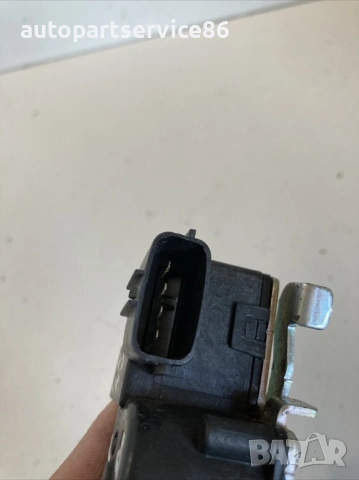 Механизъм за заключване на задна врата за KIA Ceed 1.6 CRDi (2010), снимка 2 - Части - 53244025