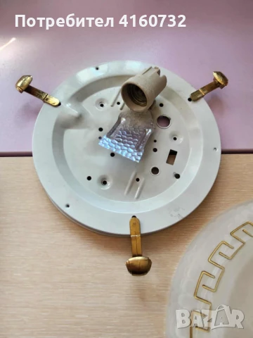 Плафониера за стена, снимка 5 - Декорация за дома - 50914611