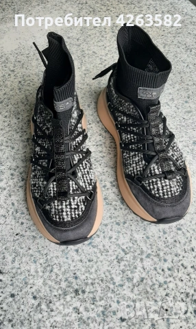 Нови маратонки TOSCA BLU 39н