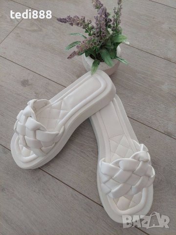 Нови бели чехли, снимка 1
