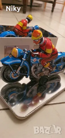 Немски метални моторчета 