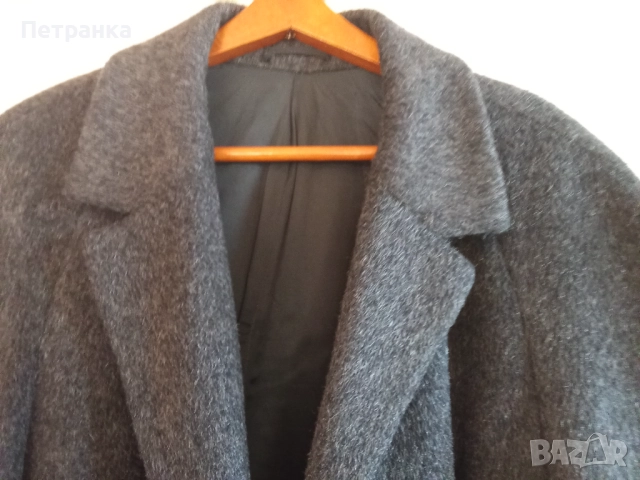 На вашето внимание - българско черно палто, снимка 2 - Палта - 52268621