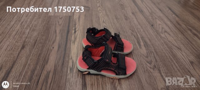 Спортни сандали Mountain Warehouse с подарък, снимка 1 - Детски сандали и чехли - 35485227