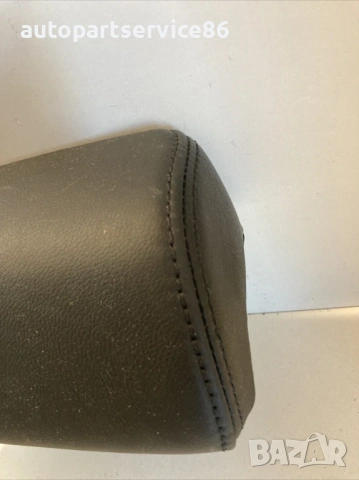 Подглавник за задна средна седалка, черна кожа за Subaru Outback 2.0 Дизел (2010) , снимка 2 - Части - 54237475