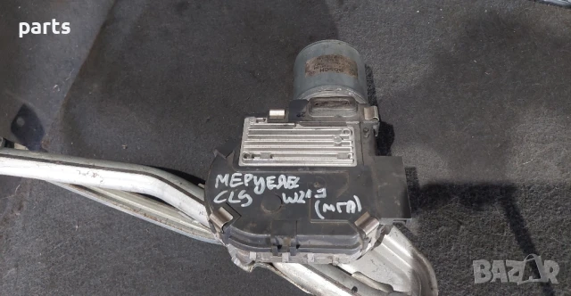 Механизъм и Моторче Предни Чистачки Мерцедес CLS W219 (мгп) - E W211 - A2118200942 - 2198200242, снимка 4 - Части - 51242549