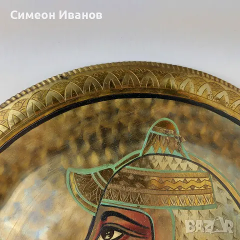 Стара месингова чиния декорация за стена с Клеопатра 34см #5612 , снимка 4 - Други ценни предмети - 47733878
