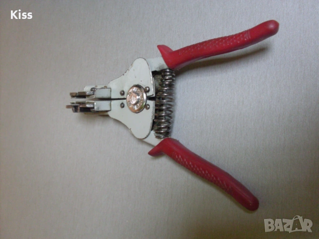 Клещи за оголване на кабели., снимка 6 - Клещи - 53938055