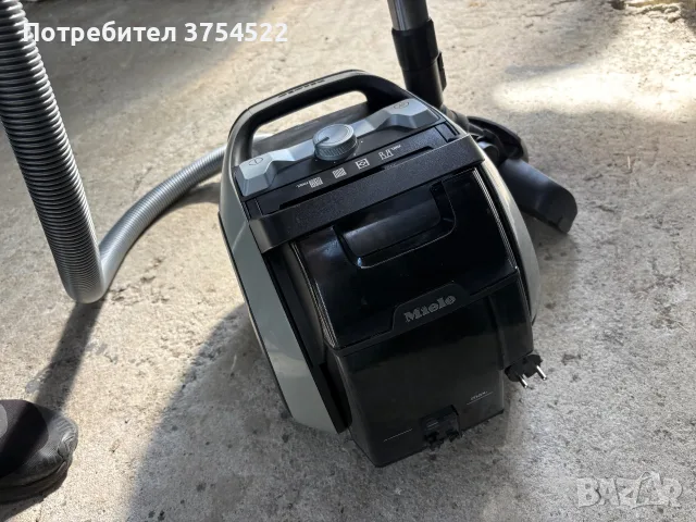 Miele Boost CX1 125 Gala Edition прахосмукачка, снимка 7 - Прахосмукачки - 56431150