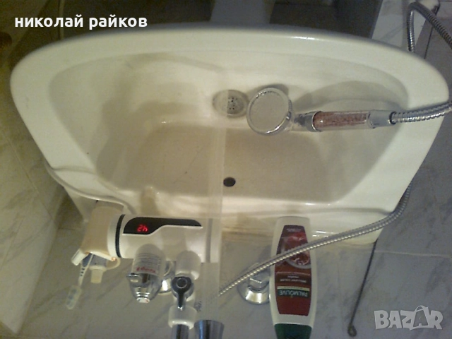 Мини електрическа смесителна батевия за вода