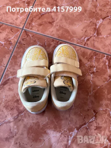 Детски обувки на ADIDAS, снимка 5 - Детски маратонки - 49517596