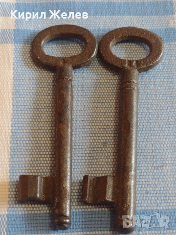 Два стари ключа от соца за брава за КОЛЕКЦИЯ ДЕКОРАЦИЯ БИТОВ КЪТ 41011, снимка 3 - Други ценни предмети - 44817687