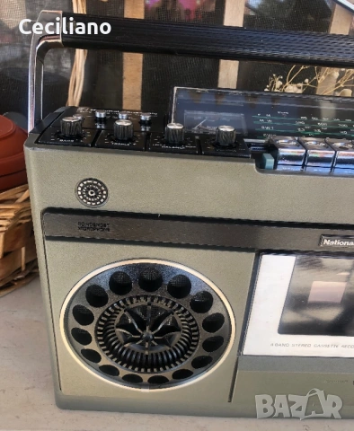 Радиокасетофон National Panasonic RS-466  (Japan-1975), снимка 2 - Радиокасетофони, транзистори - 54129986