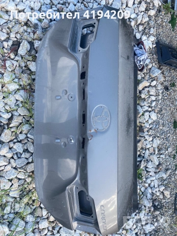 Corolla заден капак забележка  седан , снимка 2 - Части - 54294346