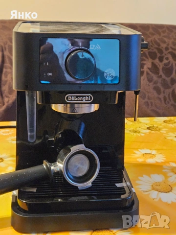 Кафемашина-Delonghi EC235.BK, снимка 2 - Кафемашини - 53232071