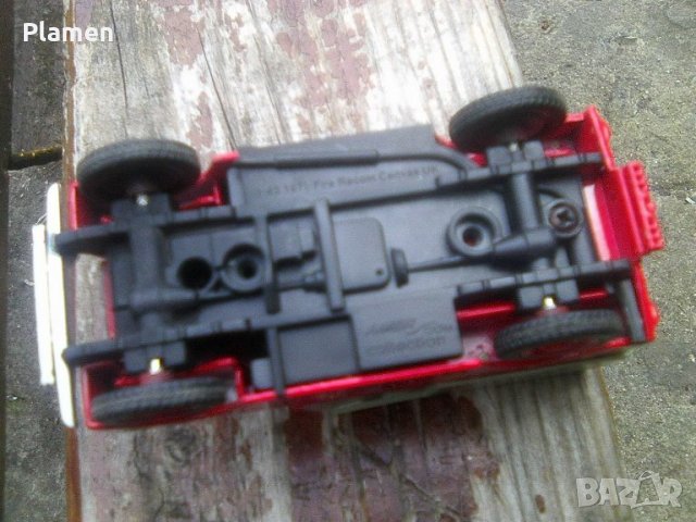 Модел на пожарникарски джип Ленд Роувър, снимка 4 - Колекции - 40131331