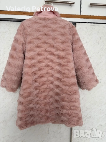 Зимно розово палто, снимка 3 - Детски якета и елеци - 53937573