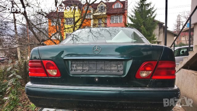 Мерцедес Е 300D, снимка 2 - Части - 31223395