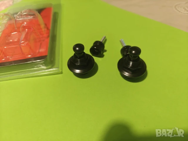 Черни Strap Locks Schaller Style, снимка 4 - Китари - 51072915