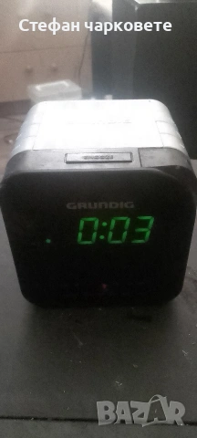 радио приемник часовник и аларма 