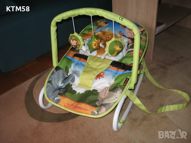 Продавам бебешки шезлонг Lorelli.