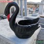 Бетонна кашпа саксия черен лебед, снимка 1