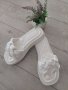 Нови бели чехли, снимка 1 - Чехли - 40290482