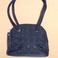 Нова малка тъмно синя чанта за рамо, снимка 1 - Чанти - 31452596