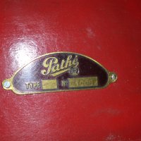 Старинен механичен грамофон марка ,PATHE, снимка 4 - Антикварни и старинни предмети - 44496746