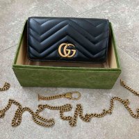 Gucci коженa мини Beloved чанта Гучи Златно Gold GG лого Made in Italy, снимка 4 - Чанти - 38410508