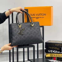 LOUIS VUITTON луксозни дамски чанти , снимка 12 - Чанти - 44657875