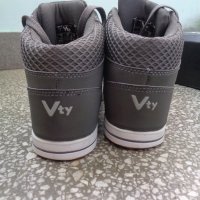 Дамски / детски високи кецове Deichmann / Victory, с кутия, снимка 5 - Кецове - 32153852