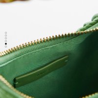 Зелена мини чанта Mango, снимка 6 - Чанти - 42916695