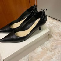 Черни обувки на ток естествена кожа, снимка 2 - Дамски обувки на ток - 42851245
