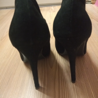 Дамски обувки на ток, снимка 2 - Дамски обувки на ток - 44673079