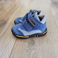 22 номер обувки от Германия , снимка 1 - Бебешки боти и ботуши - 42839198