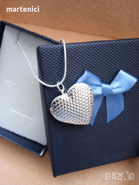 Ново, сребърно колие със сърце. В луксозна, подаръчна кутия., снимка 1