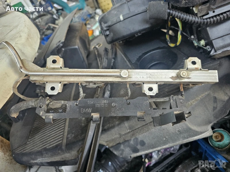 BMW 3 E90 E91 320 i 320i 2.0 N46 12527506708 ГОРИВНА ИНЖЕКТОРСКА РЕЙЛА , снимка 1