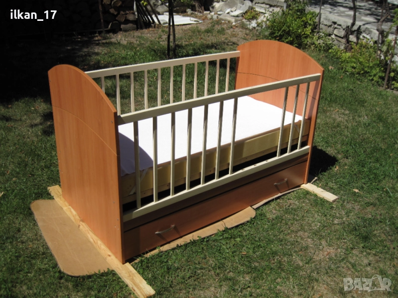 Бебешко легло + матрак , снимка 1