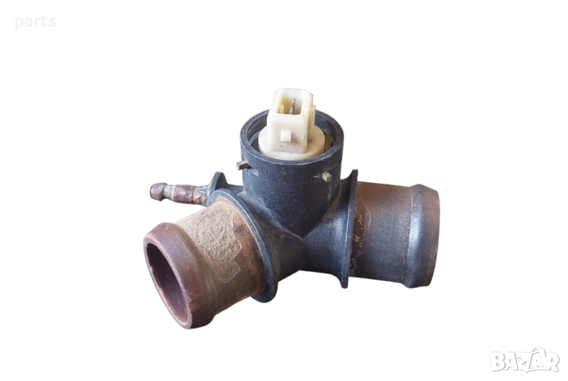 Датчик Температура и Фланец Ауди A3 8L (2) - VW Голф 4 - 1J0121087, снимка 1