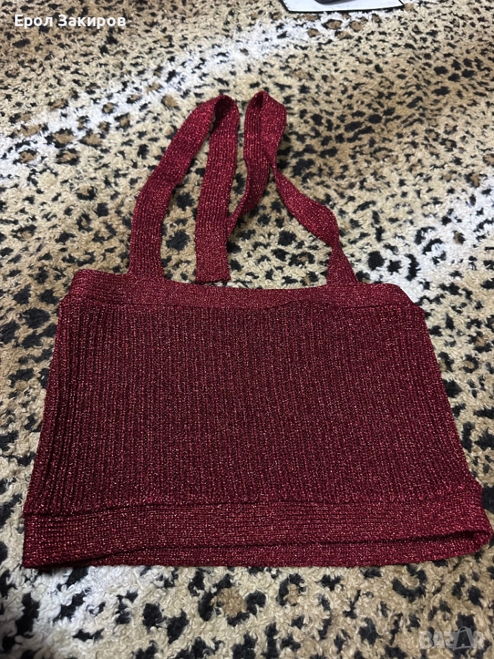 Червен блестящ пухкав потник, снимка 1