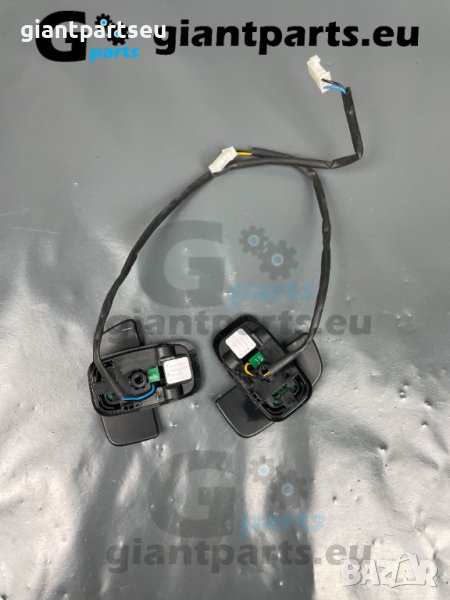 Превключватели на скорости волан за Мерцедес Mercedes W212 W204 W166 W207 , A2308216051, снимка 1