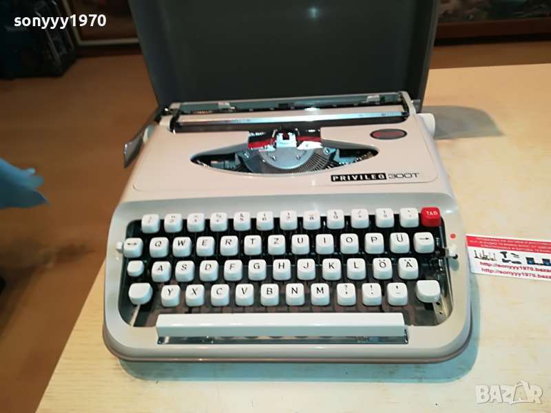 PRIVILEG 300T-ПИШЕЩА МАШИНА ВНОС GERMANY 1304221152, снимка 1