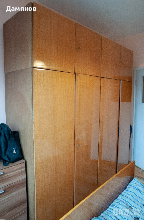 Четирикрилен гардероб, спалня и подарък - тоалетка, снимка 1