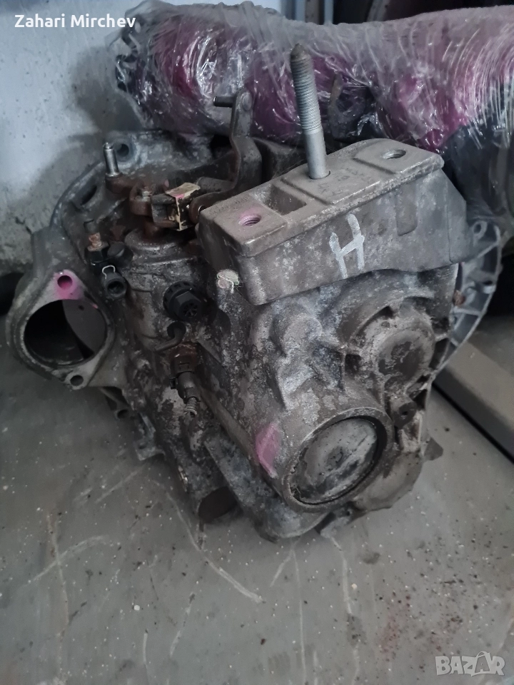 скоростна кутия с раздатка за алхамбра и шаран 4х4 116к.с., снимка 1