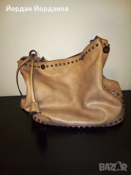 Продавам дамска маркова чанта „VERNIKA”, снимка 1