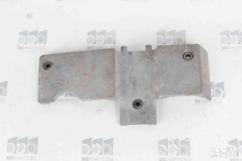 Капак на двигателя за Mercedes C-class W202 C200 136 к.с. (1995-2003) 1111500075, снимка 1