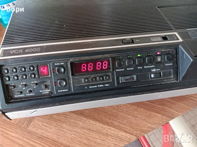 GRUNDIG VCR 4000 , снимка 7 - Плейъри, домашно кино, прожектори - 50059397